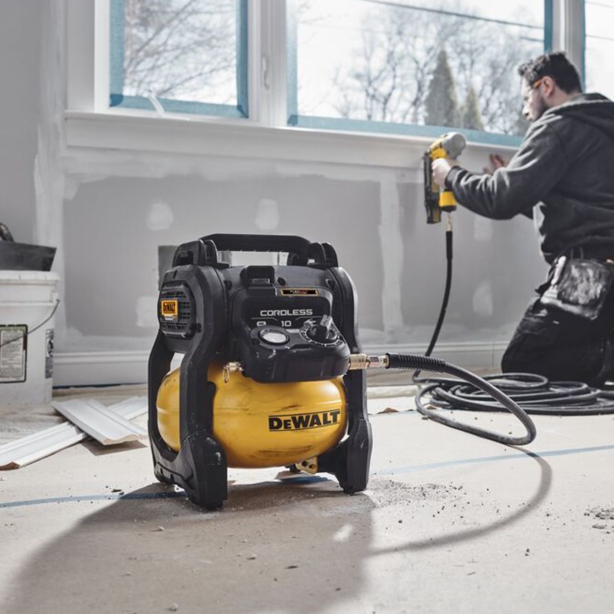 Dewalt DCC1018N compresor a batería 18V XR con deposito de 9,5 l. - Imagen 3