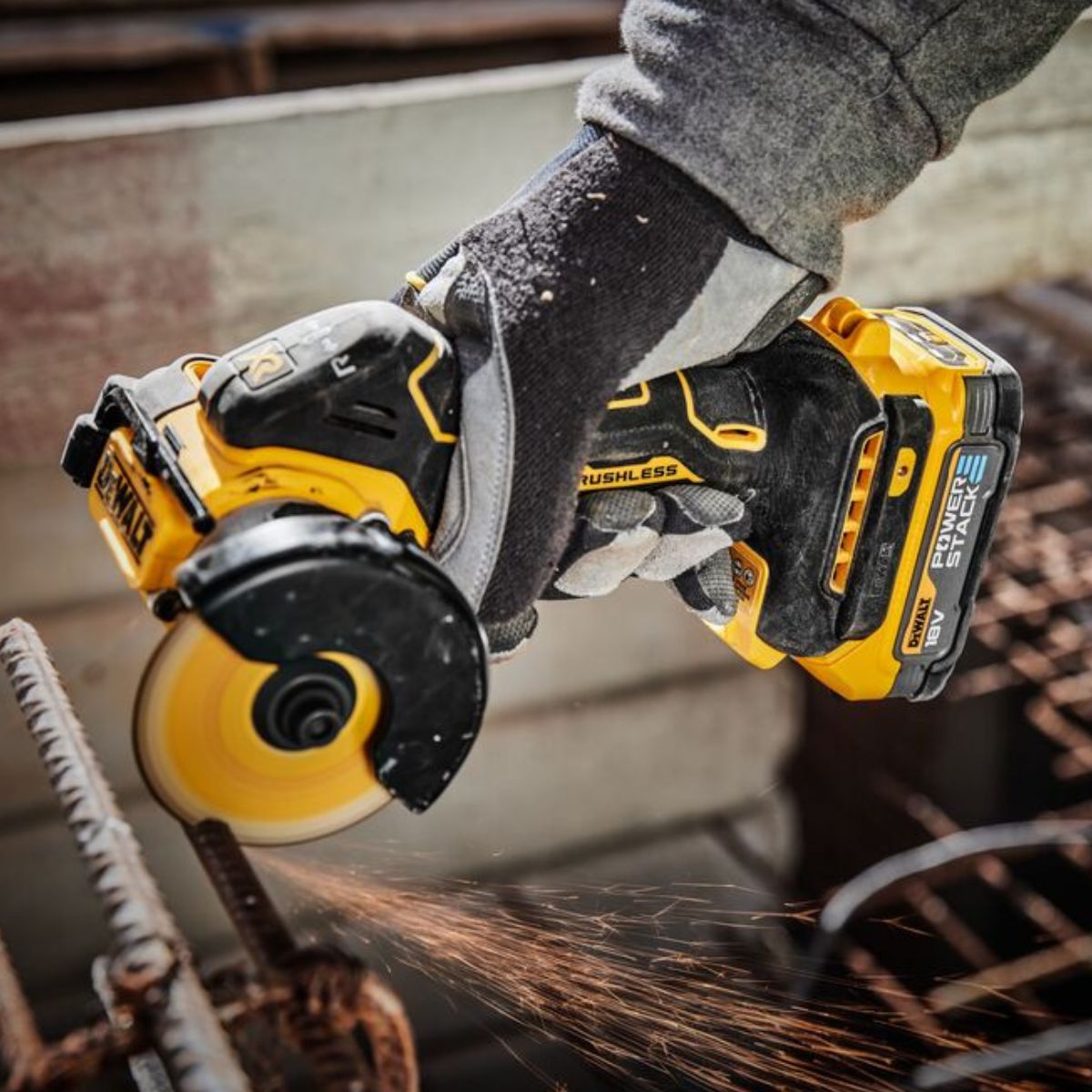 Dewalt DCS438N amoladora multi-corte 76mm 18V XR - Imagen 2
