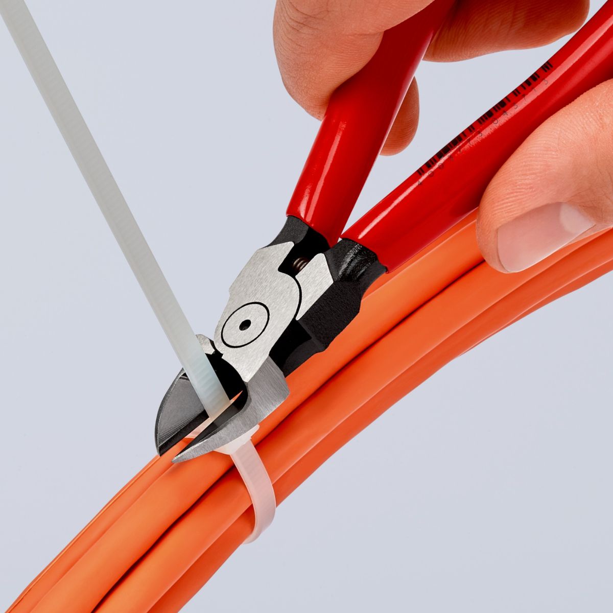 Filo sin bisel Knipex 72 01 180 para corte al ras de plástico