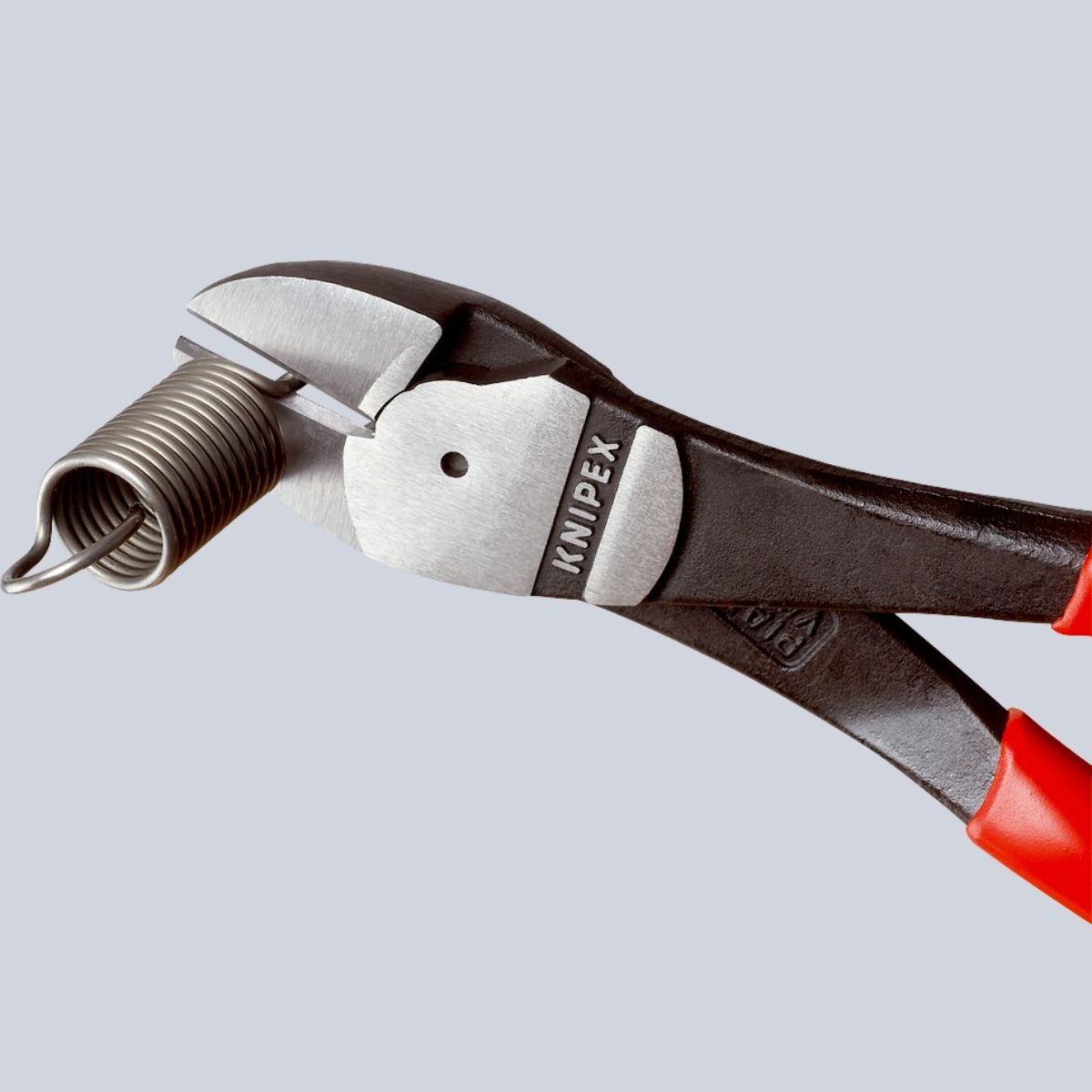 Knipex 74 02 180 con mangos bicomponentes y cabeza pulida